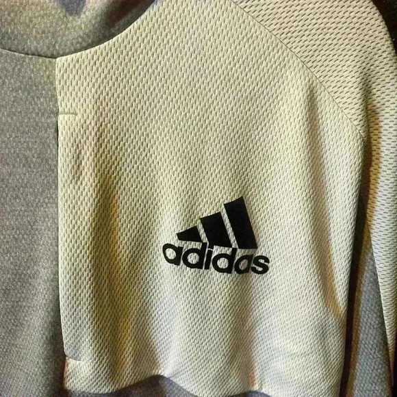 Men’s Adidas Light Weight Grey White Hoodie Pullover Small - Picture 2 of 5